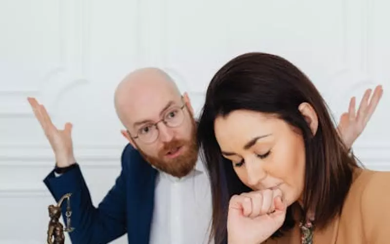 男人有了外遇老是要离婚怎么办(男人出轨要离婚怎么判)