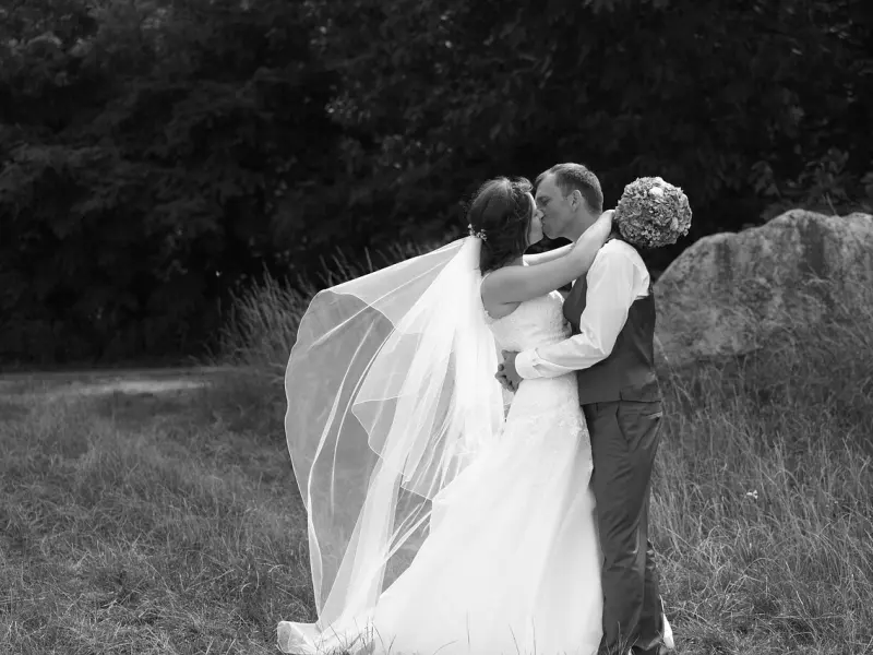 想挽回，但被前任拉黑了怎么办？