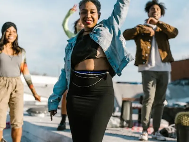 去北京发展的男友一直不和我结婚怎么办