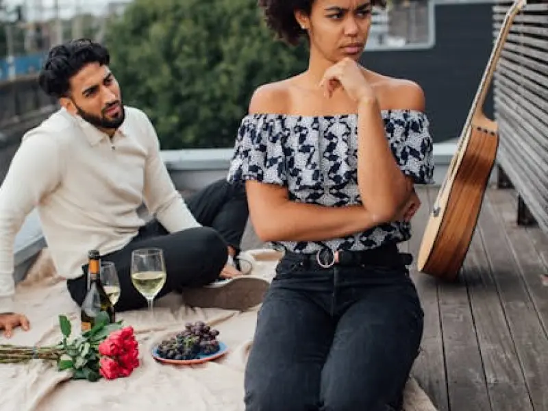 女朋友要和我分手怎么办？