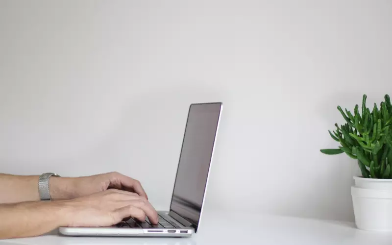 大学异地恋女朋友拒绝沟通怎么办(异地恋沟通有问题怎么才能挽回呢)