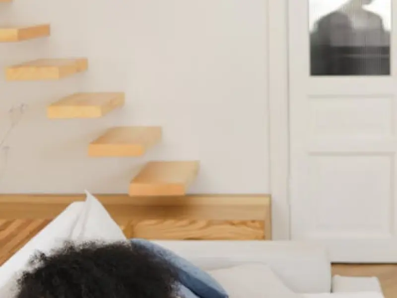 老公婚外恋我该怎么办？情感咨询专家给你支招