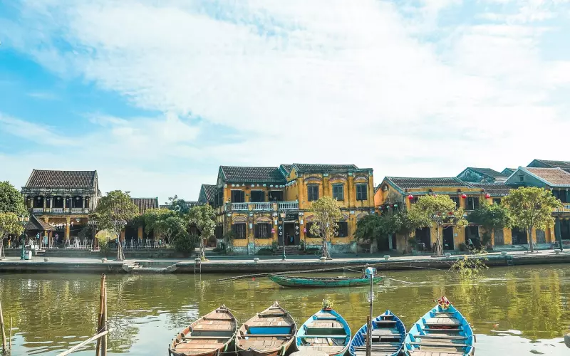 有个女的一直缠着我男朋友怎么办