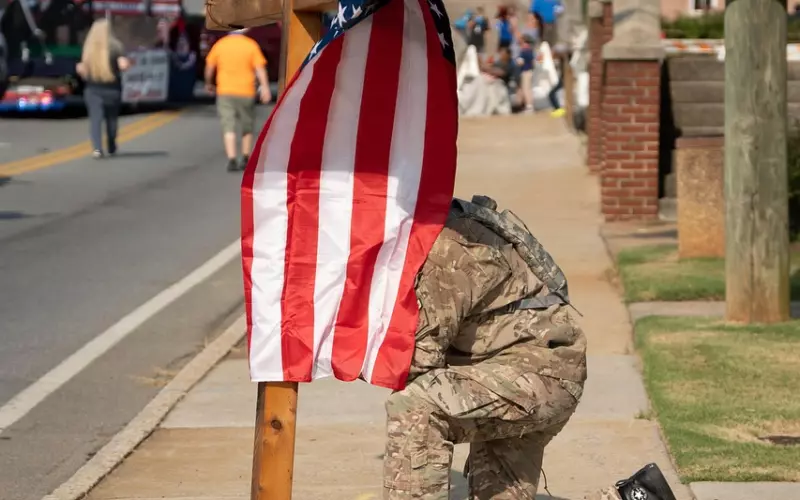 老公前任缠着我们怎么办