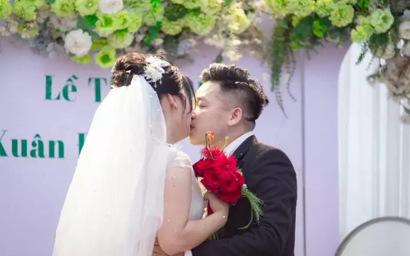 夫妻婚姻不和谐怎么办(夫妻婚姻不和谐该怎么办)