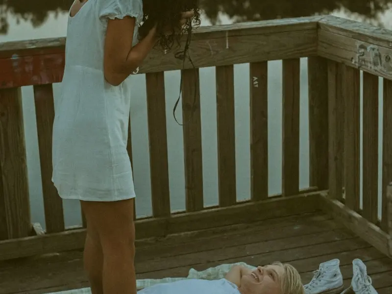 分手后该怎么做才能挽回女友：女生提出分手还能挽回吗？