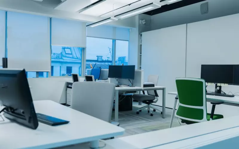 怎么做才能挽回伤了心的女人(如何挽回伤心的女人)