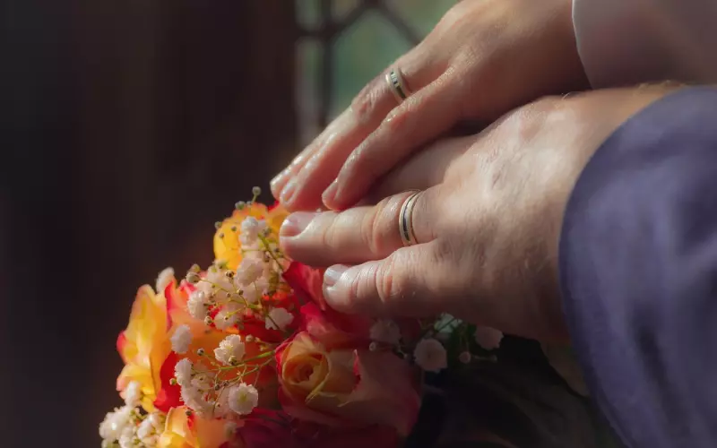 分手后挽回男友的话该怎么说