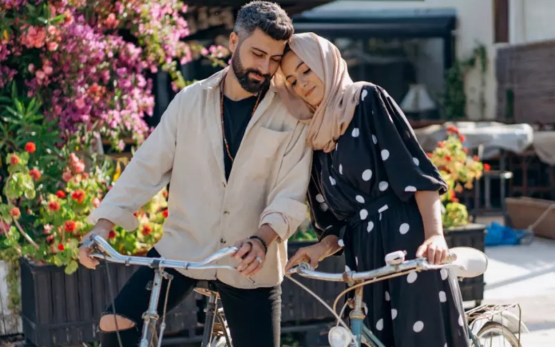 当你发现老公聊暧昧后你会怎么办(老公发现我和别人暧昧聊天怎么办)