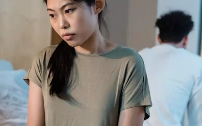 发现老公玩暧昧你会怎么办(老公跟别的男生搞暧昧怎么办)