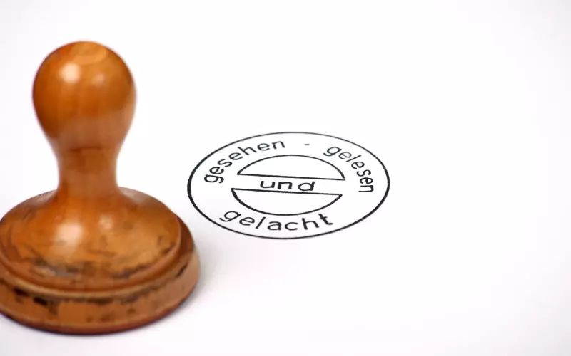 情侣吵架，看到第六张（倒数第二张）图片你会笑，但笑后你会沉默......