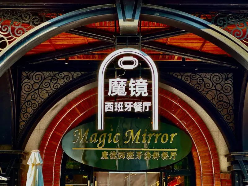 男人忘不掉一个女人时，才会有这3种表现，不爱了是装不出的