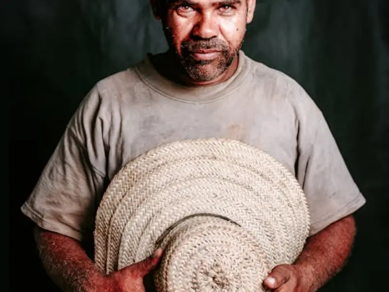 男人外边有人了，却不离开你，往往都是这5个原因！