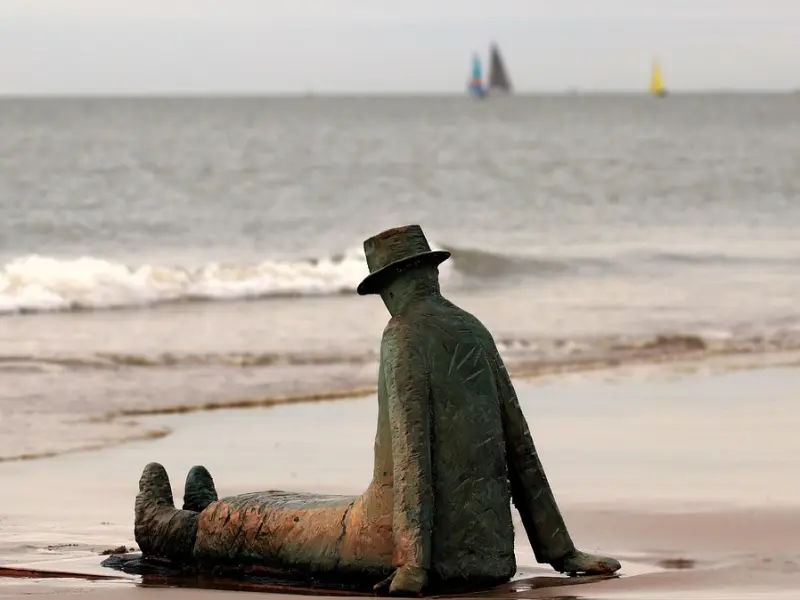 男人情到深处，在微信上会有这几个“小动作”