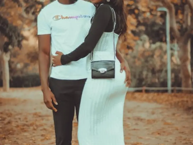 男人真正爱上一个女人，会有这3个表现！