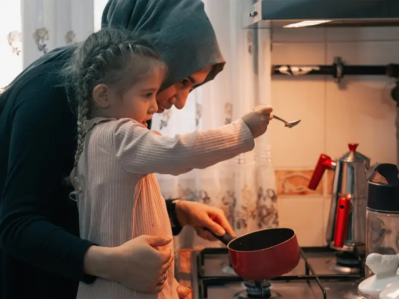 女人有了家庭，还和别的男人在一起，目的只有这三个