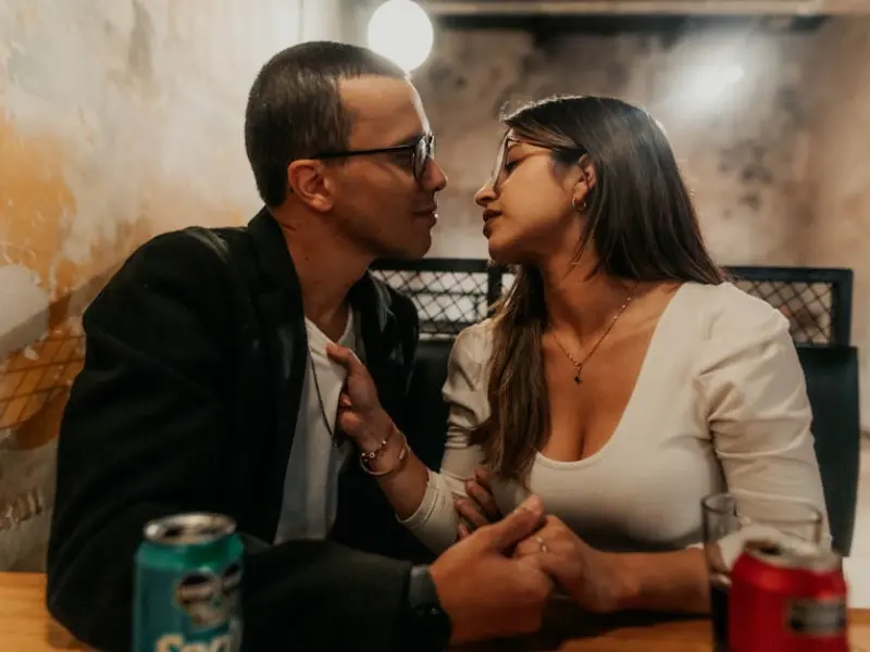 女人动情想约你，通常会说这三句话，你听过几句