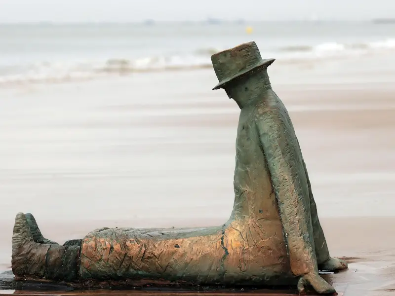 痴情男人对女人“动情”时，身体上会有这几点明显的表现