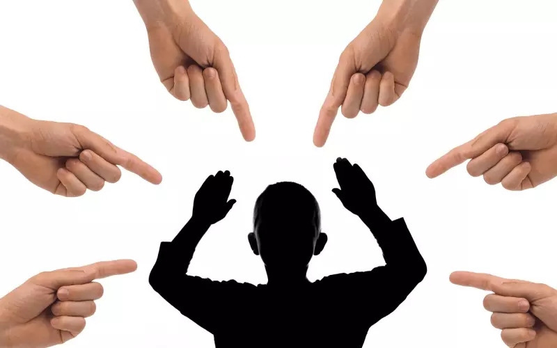 追女生，你要学会区分骚扰和追求！