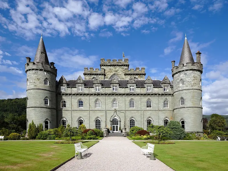 异性交往，只有对你动了情的女人，才肯让你看这5个地方！