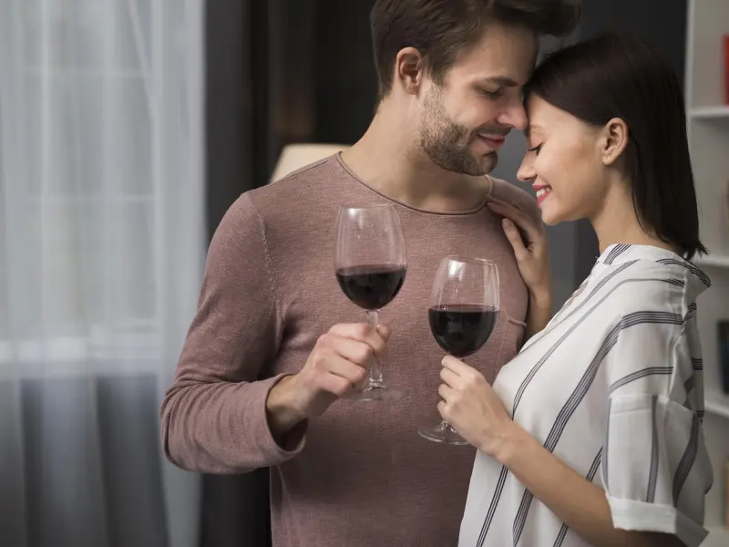 和朋友聊起恋爱这回事，她说大概是谈不了恋爱了