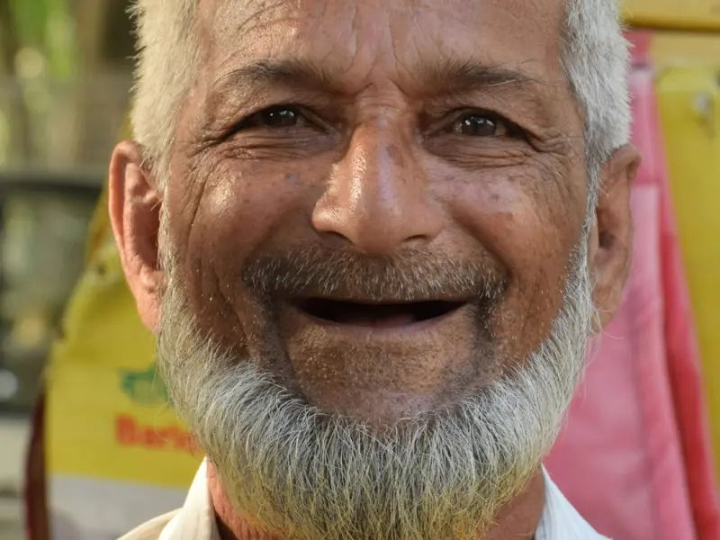 人在，多联系；心在，要珍惜！