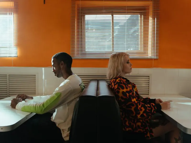 感情变淡要分手，女人该如何挽回男人心