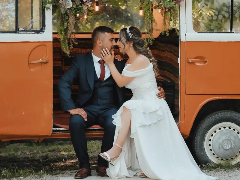 当婚姻感情出现问题了，自己是很难处理好的！感情专家崔永福老师帮您走出婚姻感情痛苦的泥潭！崔老师一对一跟进式调解咨询服务开始了！