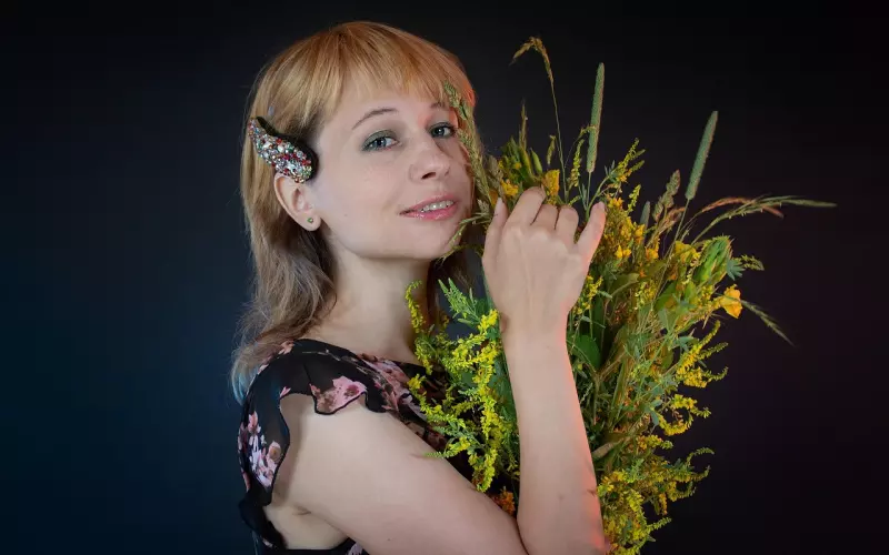 闹矛盾时男友总是拿我与另一个女孩比较