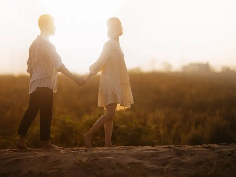 爱上不爱你的人，舍不得又放不下，这些道理请牢记在心上