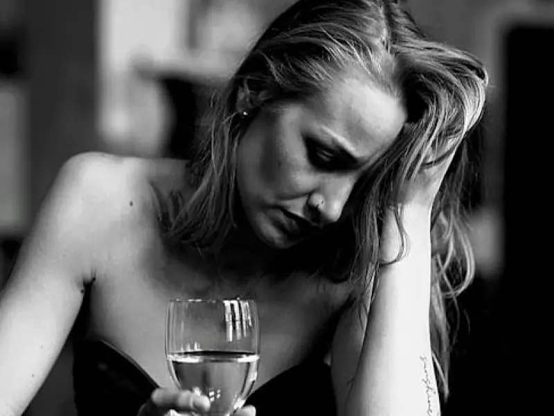 当你输给另一个女人的时候，你不比她差，你输的是气质！