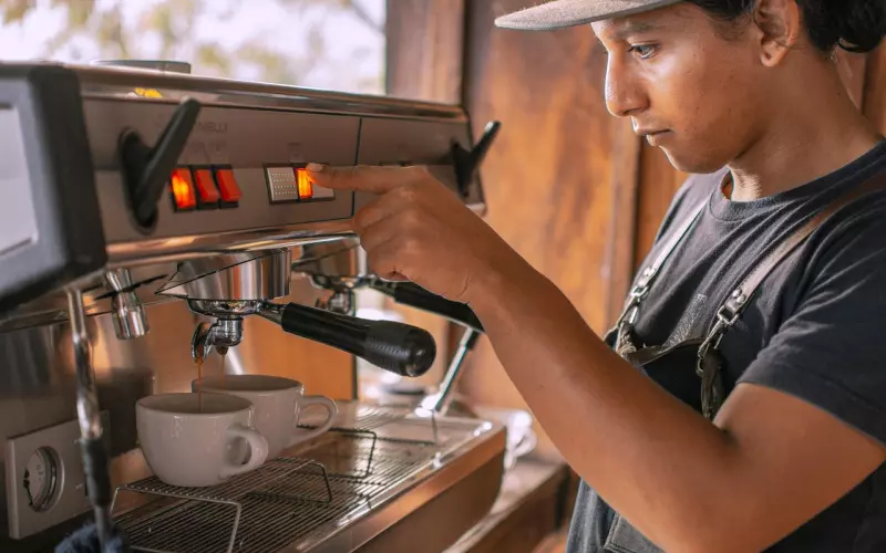 遇到吃软饭的男友 你只是他的ATM取款机