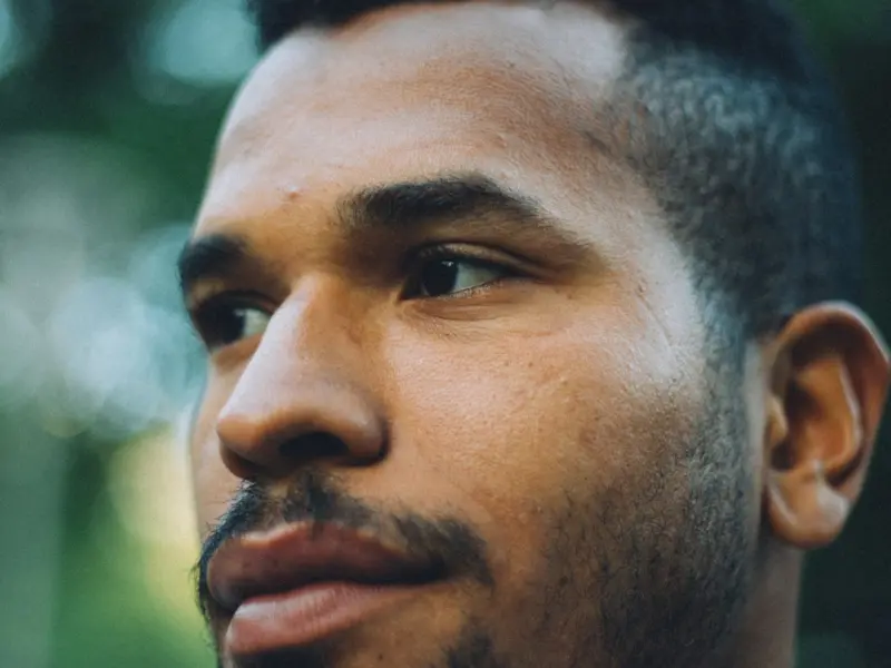 婚姻面临破裂边缘，该怎么做才能挽留丈夫出轨的心？