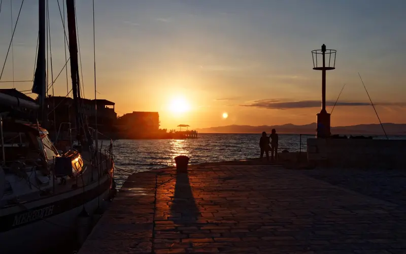 男人的心在哪里 ，钱就花在哪里，聪明女人记好了!