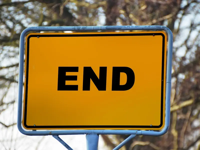 一个女生是否喜欢你，看这几点就够了。