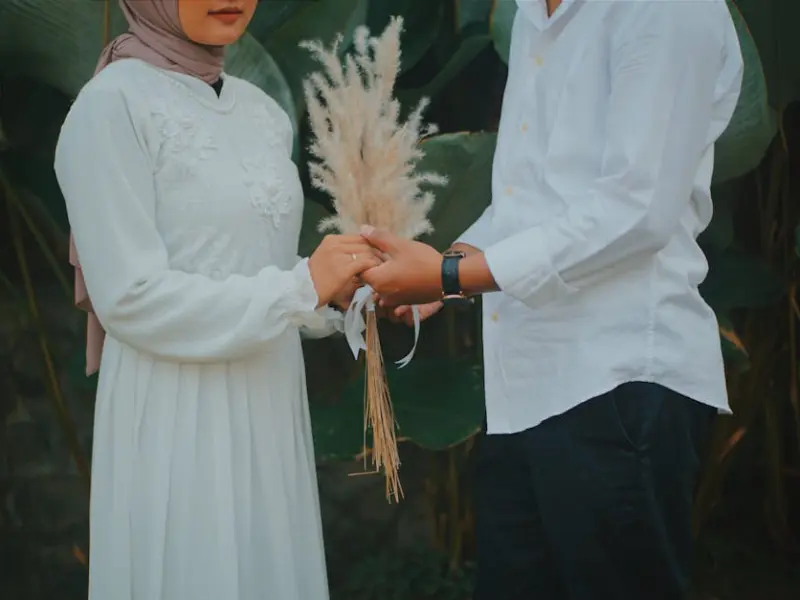 男人爱不爱你，牵个手就知道了