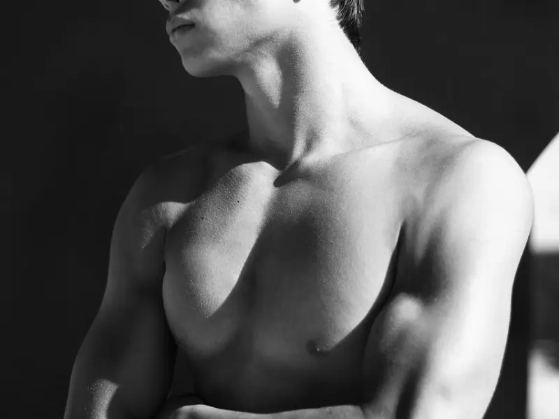 一个男人爱不爱你，身体反应最诚实，骗不了人