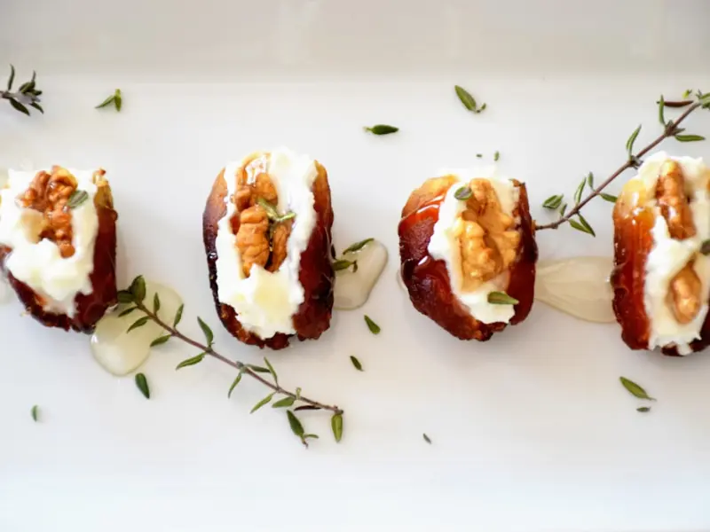 你遇到有哪些女生，对你不主动也不会拒绝？