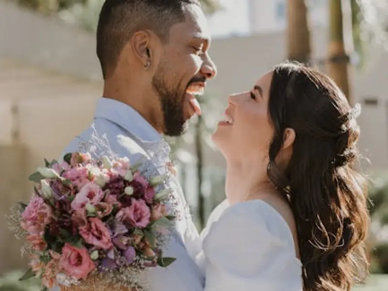 为什么男女要结婚？