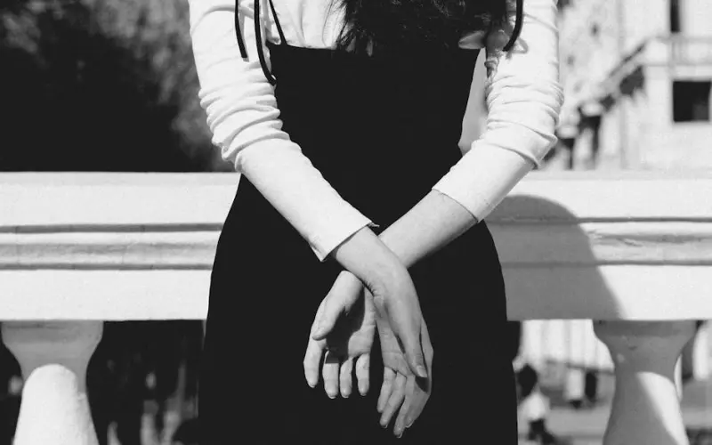 中年人为什么会有婚外情(生肖猪女1995年生人中年婚外情)