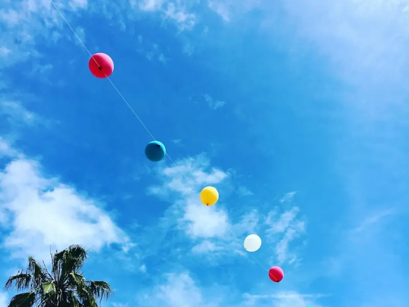 为什么他们越吵越甜蜜，而我们却只能分手？