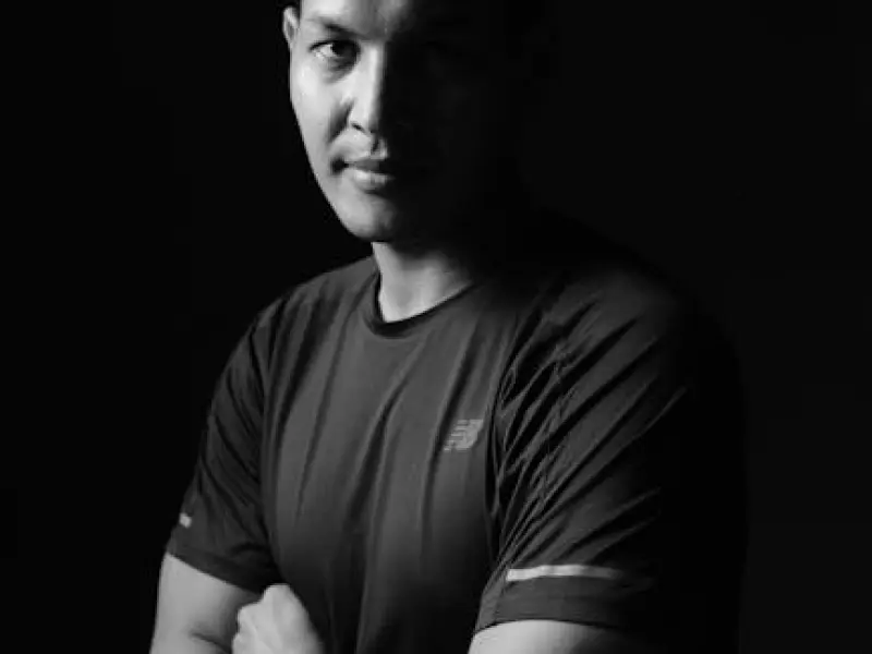 女人为什么偏爱不正经的男人？