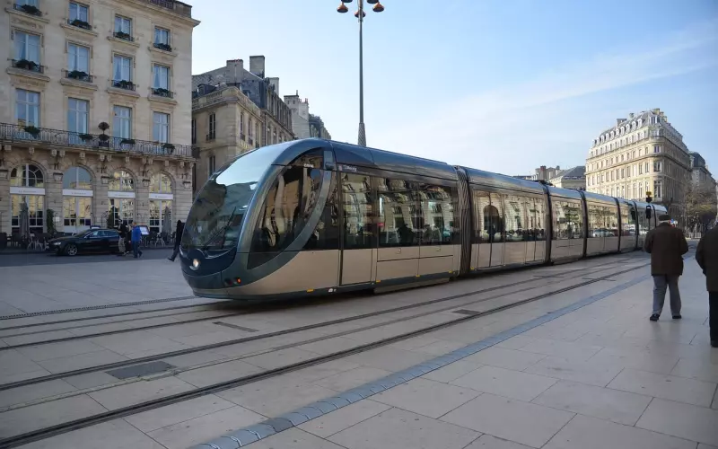 为什么总想挽回前男友？如何挽回忽冷忽热的他?