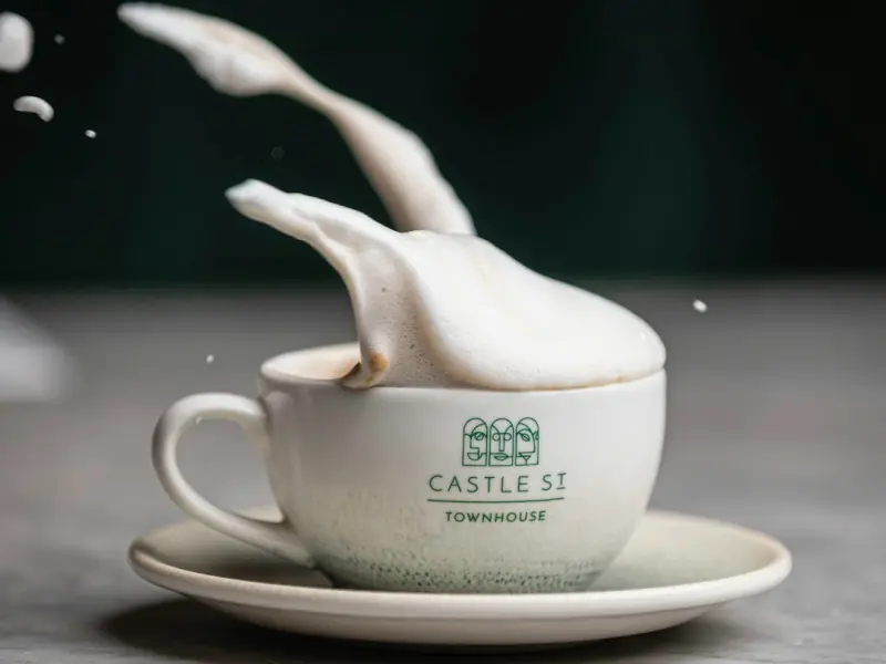 为什么一开始女生和你聊的好好的，再后来就不理你了？