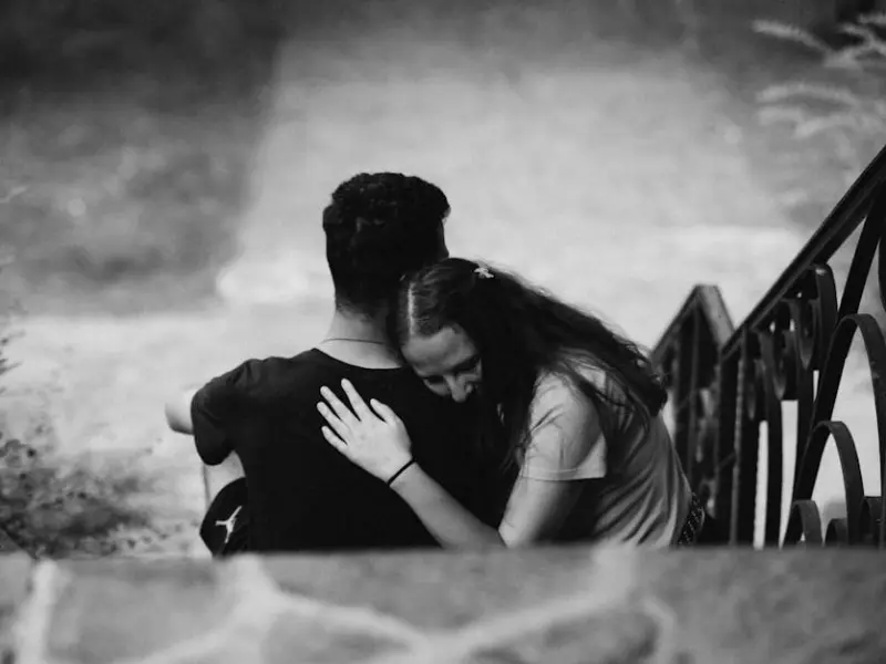 为什么我这么爱她，他却不理解我呢？