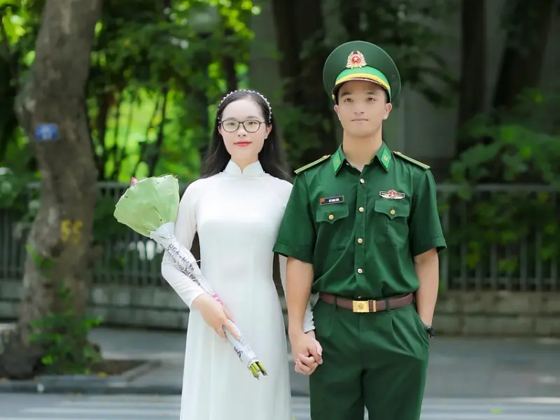 为什么他跟我分手很久了，却迟迟没有新欢？