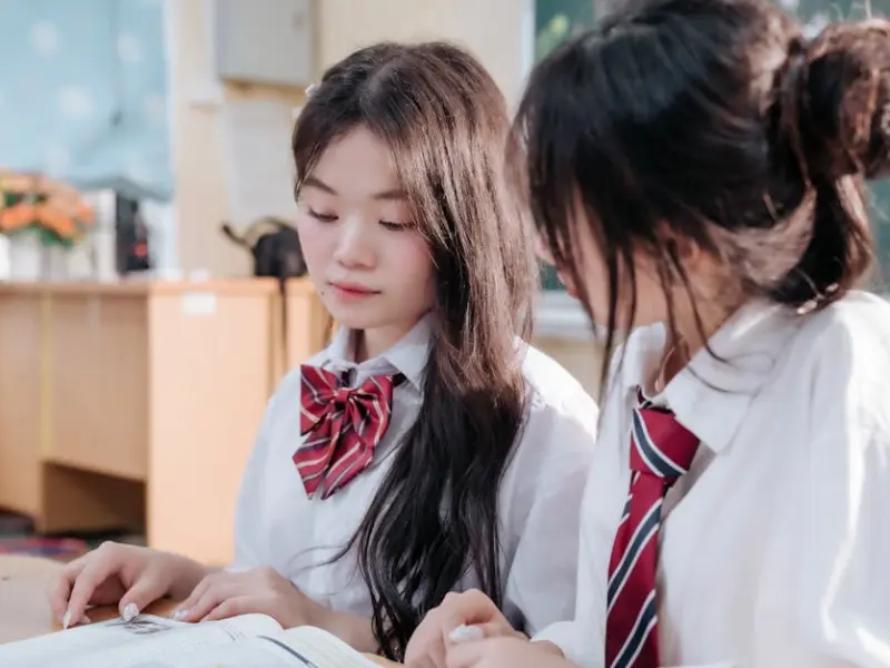 为什么追求中的“以妹撩妹”在挽回中就不好用了？ | 挽回禁忌