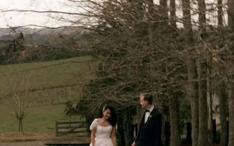 没有实质性的婚姻为什么还要坚持(无交流的婚姻该不该继续下去)