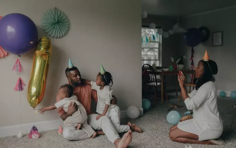 巨蟹男会不会因为家庭放弃第三者(婚外情中小三主动放弃男人会怎样)