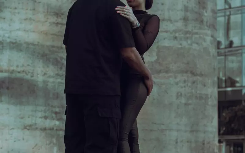 中年男人婚外出轨对老婆还会爱吗(婚外情男人出轨的下场)